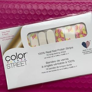 As it ferns out color street